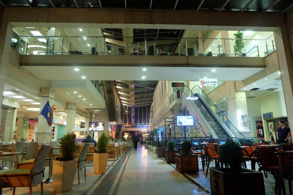 Intercontinental Apartments Tirana City Center Exterior foto